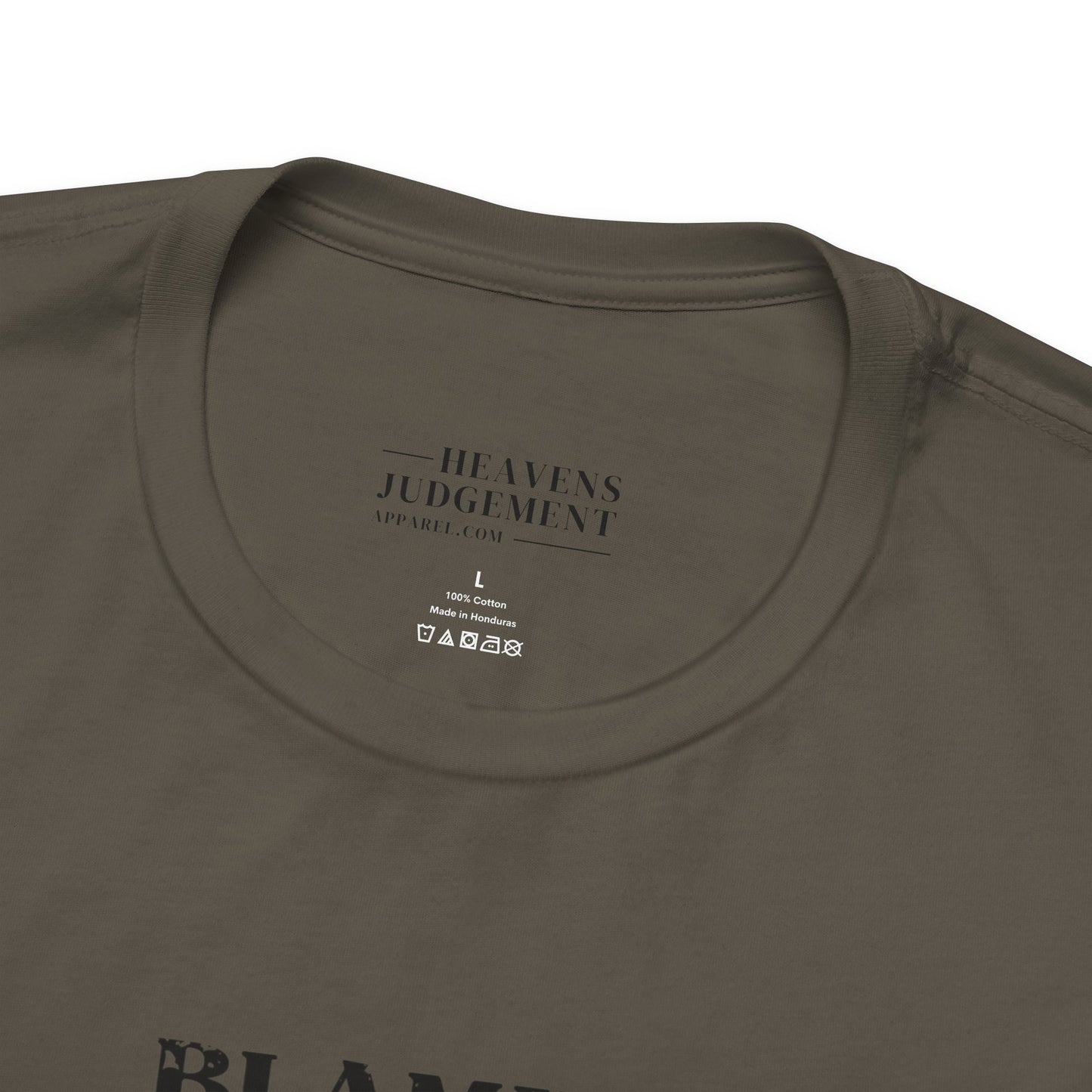 'Blaming Eve A tradition as old as Adam'  T-Shirt - Unisex